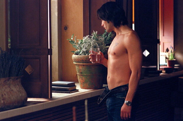 Unfaithful (2002) - photo 7