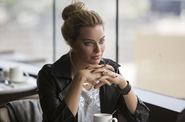 Focus (2015) - photo 4