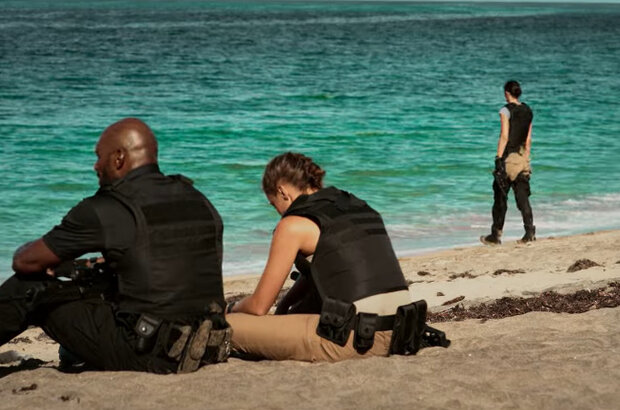 Black Noise (2023) - photo 1
