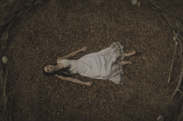 The Curse of Audrey Earnshaw (2020) - photo 5