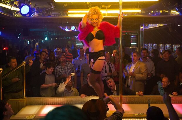Anna Nicole (2013) - photo 8