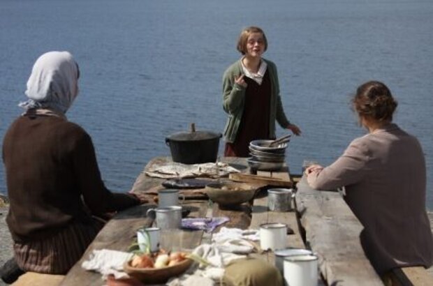 One War (2009) - photo 6