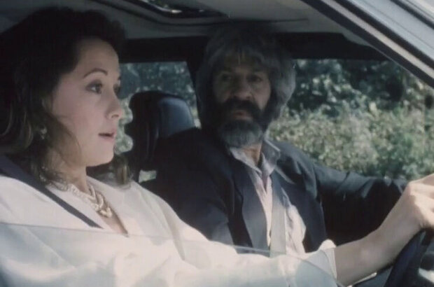 The Murder in Sunshine Manor (1992) - photo 4