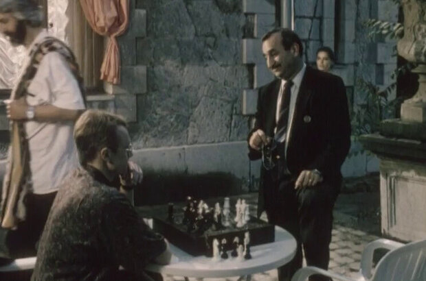 The Murder in Sunshine Manor (1992) - photo 2