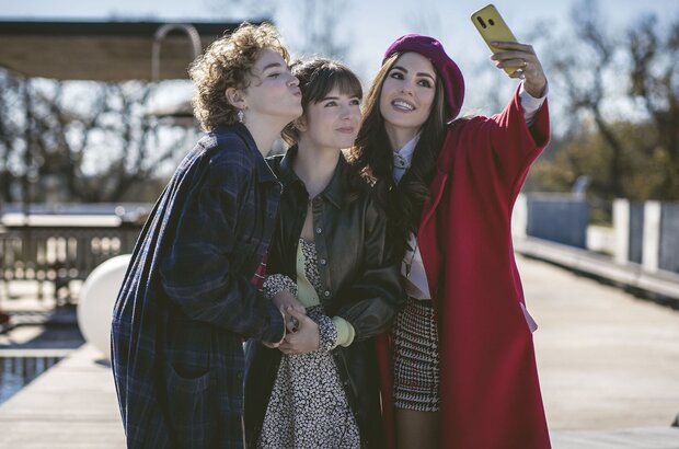 Genitori vs Influencer (2021) - photo 1