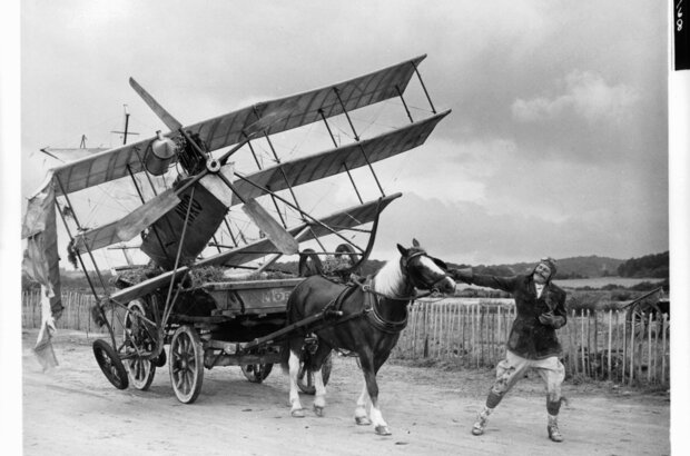 Those Magnificent Men in Their Flying Machines or How I Flew from London to Paris in 25 hours 11 minutes (1965) - photo 2