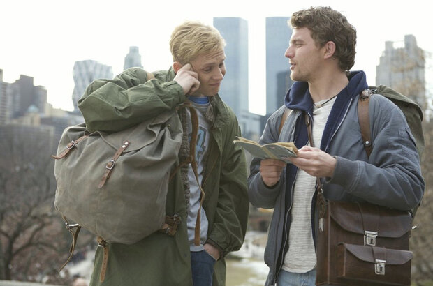 Friendship! (2009) - photo 1