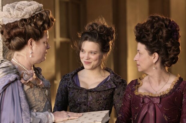 Farewell, My Queen (2012) - photo 15