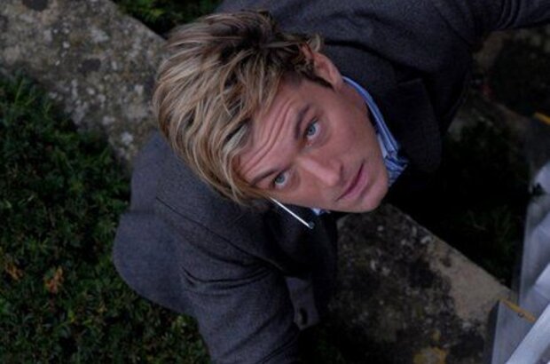Sleuth (2007) - photo 5