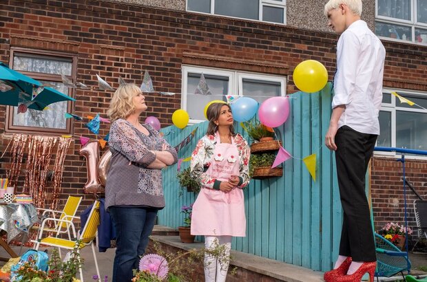 Everybody's Talking About Jamie (2021) - photo 1