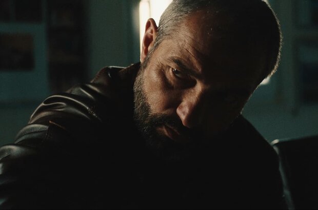 Loan Shark (2021) - photo 1