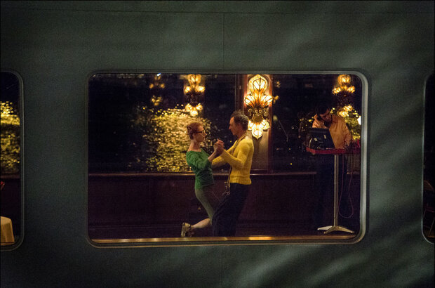 Lost in Paris (2016) - photo 9