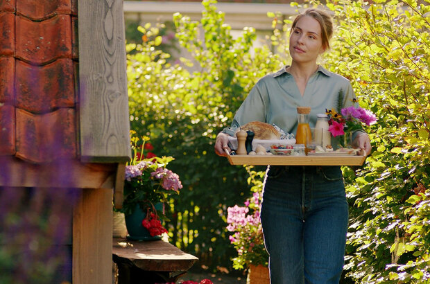 Bed & Breakfast (2024) - photo 9