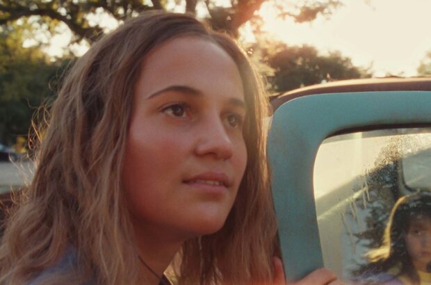 Blue Bayou (2021) - photo 1