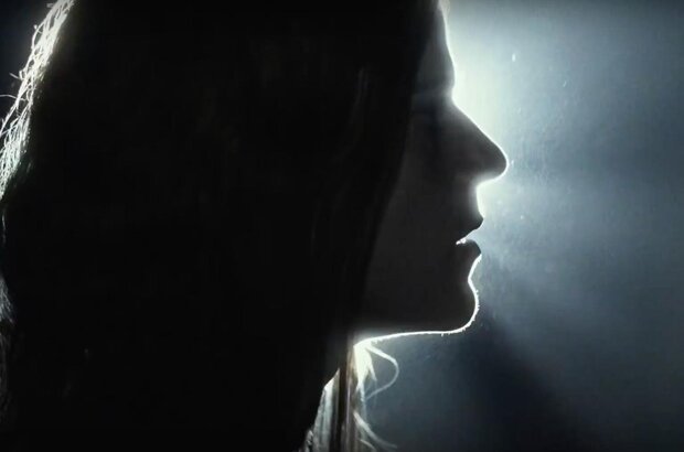 Honeymoon (2014) - photo 4