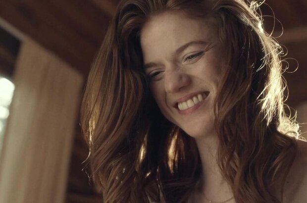 Honeymoon (2014) - photo 3