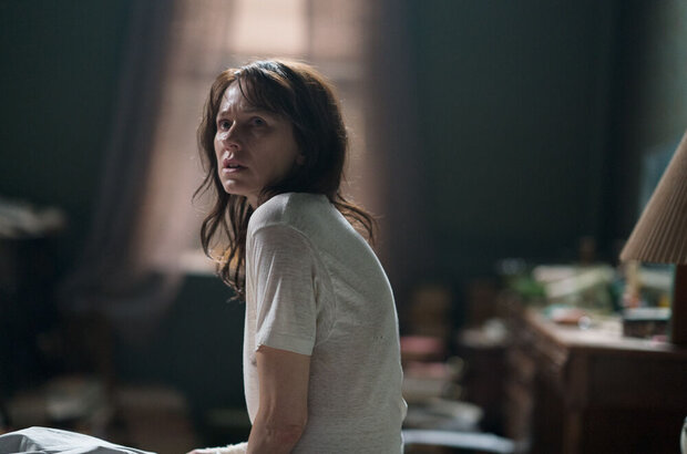 The Wolf Hour (2019) - photo 1