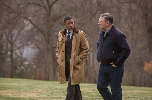 Concussion (2015) - photo 5