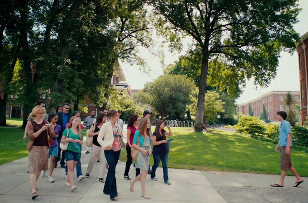At Middleton (2013) - photo 3