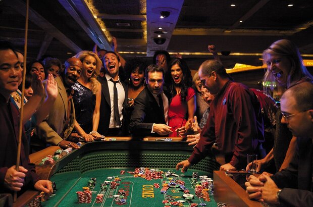 The Players (2012) - photo 18