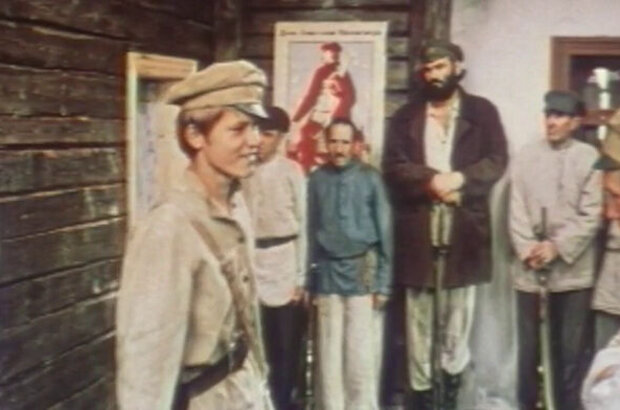 Tam vdali, za rekoy (1975) - photo 7