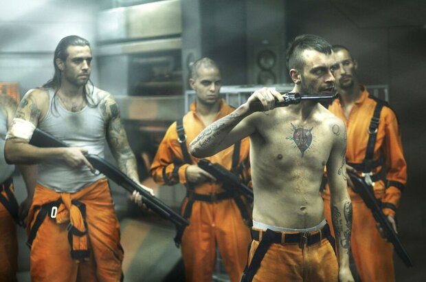 Lockout (2012) - photo 19