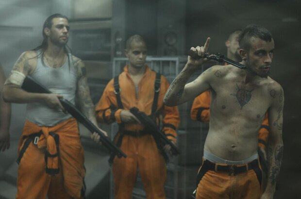 Lockout (2012) - photo 25