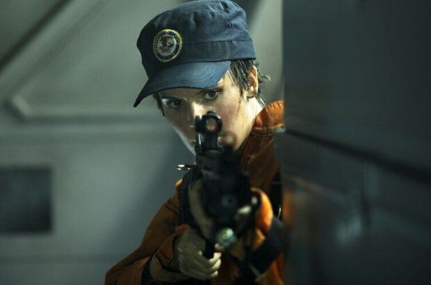 Lockout (2012) - photo 16