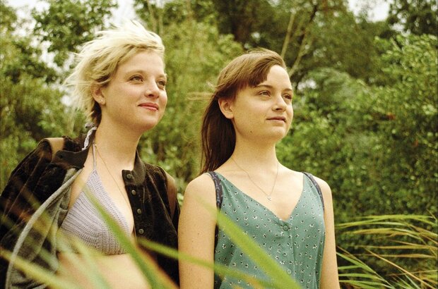 Cocoon (2020) - photo 1