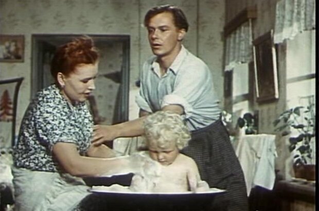 Большая семья (1954) - фото 1
