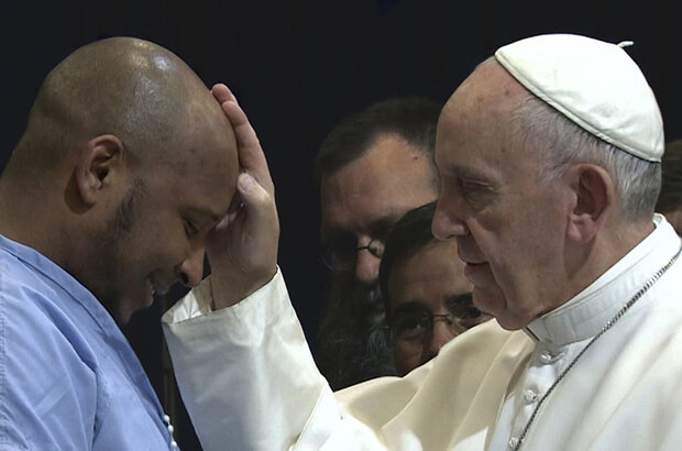 Pope Francis: A Man of His Word (2018) - photo 4