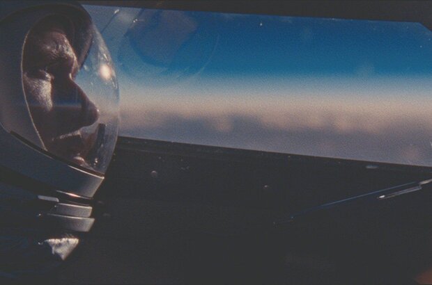 First Man (2018) - photo 1