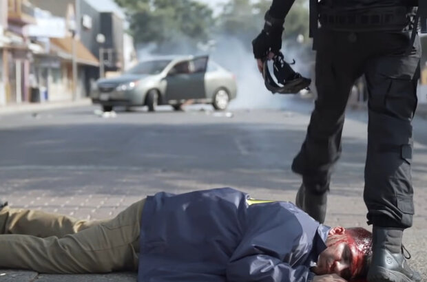 Wrong Place, Wrong Time (2021) - photo 6