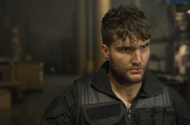 Wrong Place, Wrong Time (2021) - photo 4