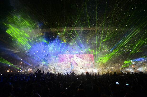Fatboy Slim: Big Beach Boutique party (2012) - photo 4