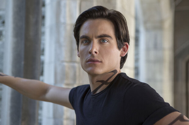 The Mortal Instruments: City of Bones (2013) - photo 8