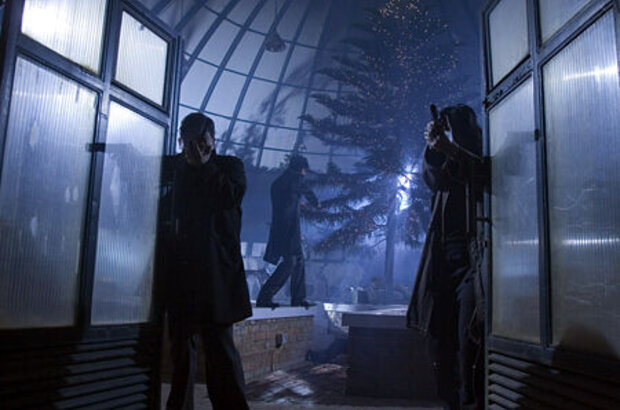 Exiled (2006) - photo 2