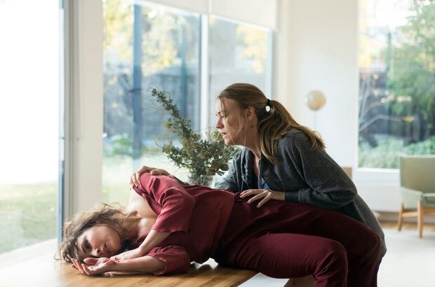 Angel of Mine (2019) - photo 12