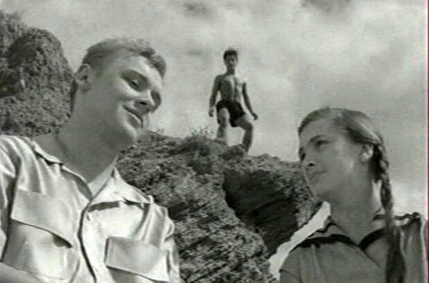 Daydreaming with Laraine (1957) - photo 5