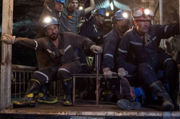 The 33 (2015) - photo 2