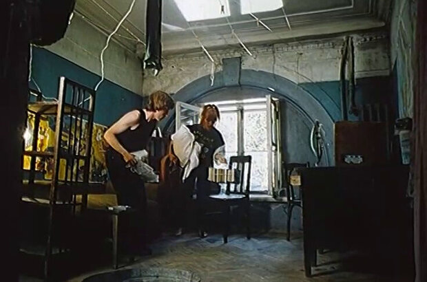 Маленькие человечки Большевистского переулка, или Хочу пива (1993) - фото 3