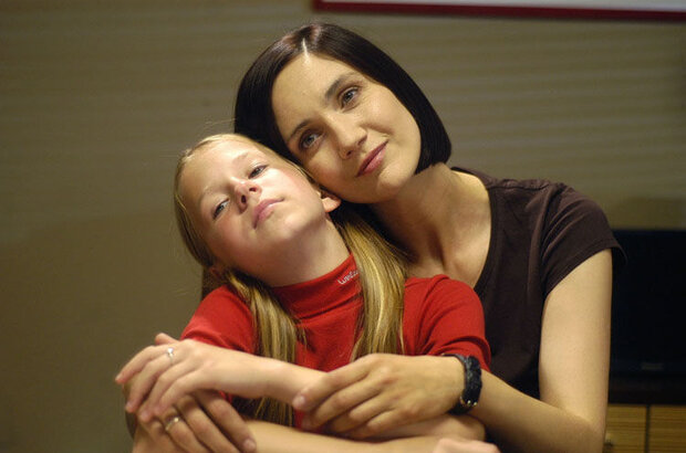 How Much Does the Trojan Horse Weigh? (2008) - photo 5