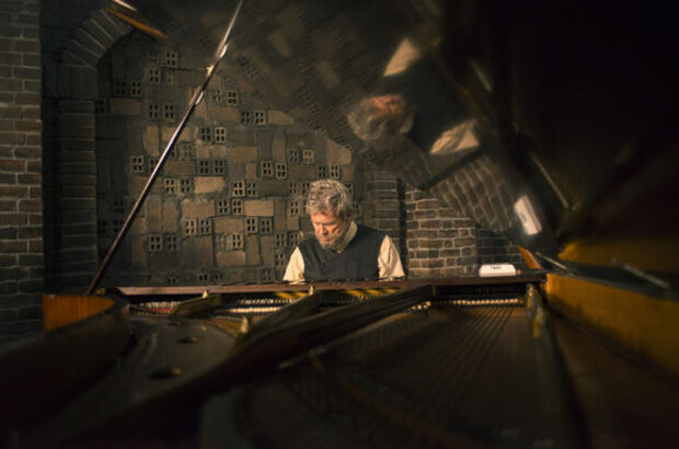 Посвященный (2014) - фото 7