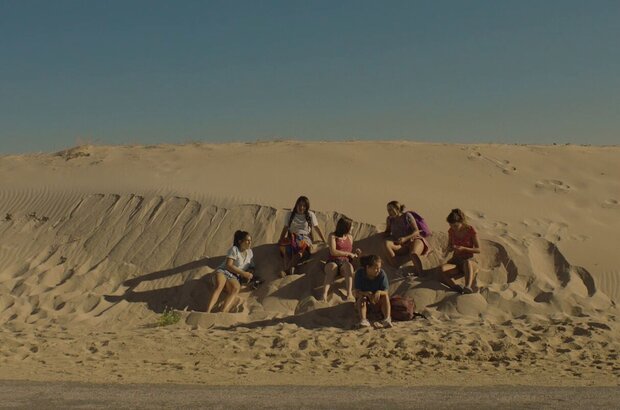 Los tiburones / The Sharks (2019) - photo 5