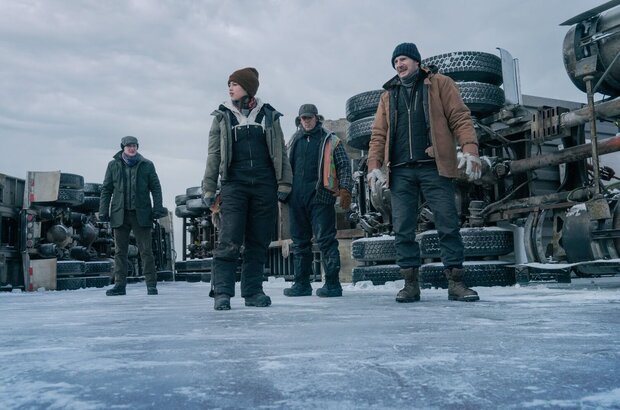 The Ice Road (2021) - photo 2