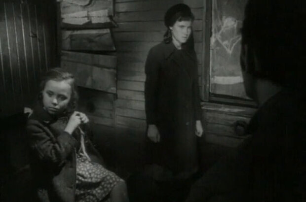 The Slowest Train (1963) - photo 8