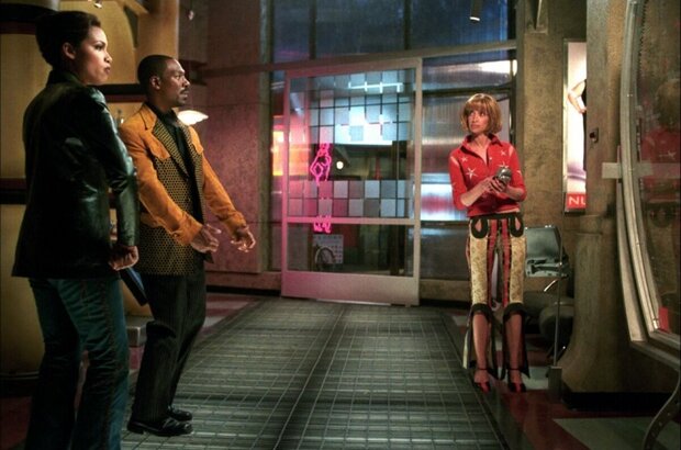 The Adventures of Pluto Nash (2002) - photo 8
