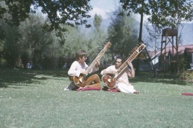 George Harrison: Living in the Material World (2011) - photo 6