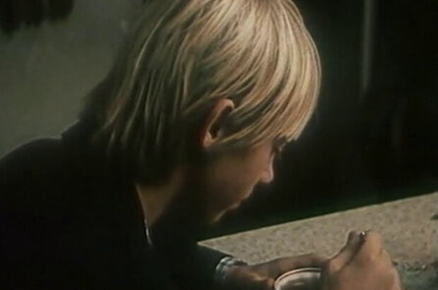 The Lady with the parrot (1988) - photo 10