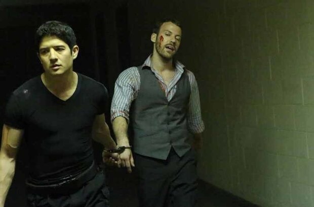 Extraction (2013) - photo 2